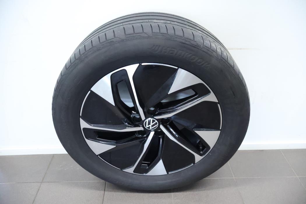 VOLKSWAGEN ID.4 2023