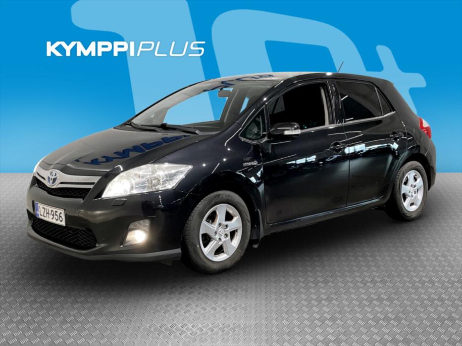 TOYOTA Auris 2011