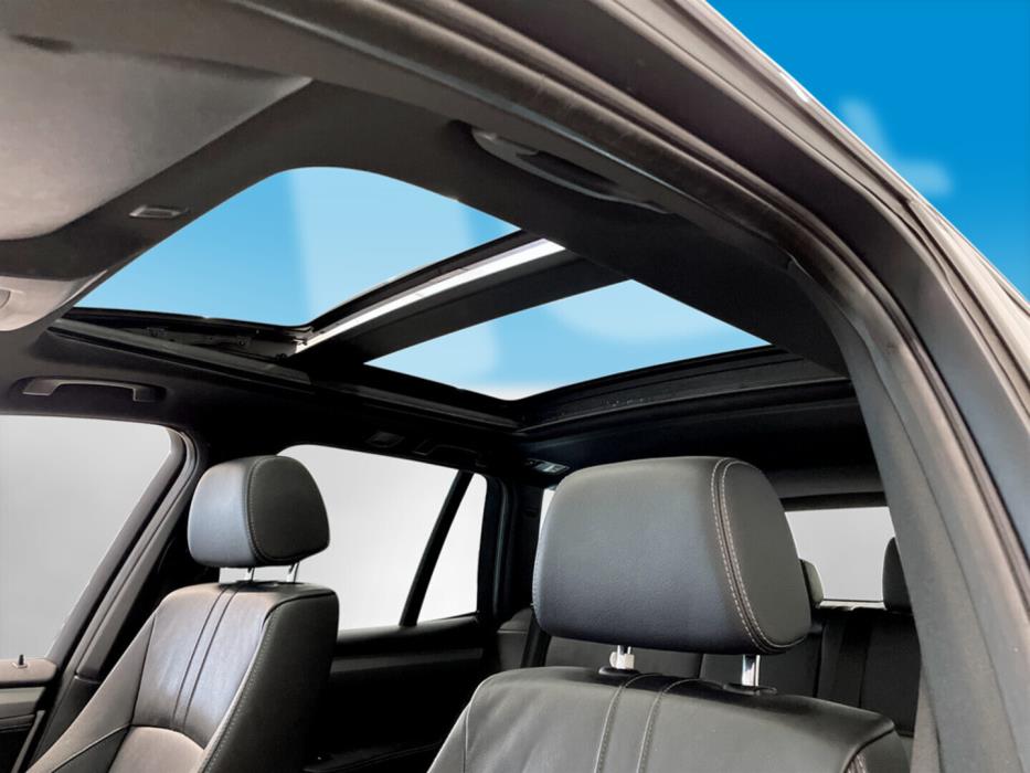BMW X3 2011