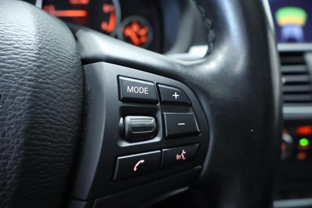 BMW X3 2011