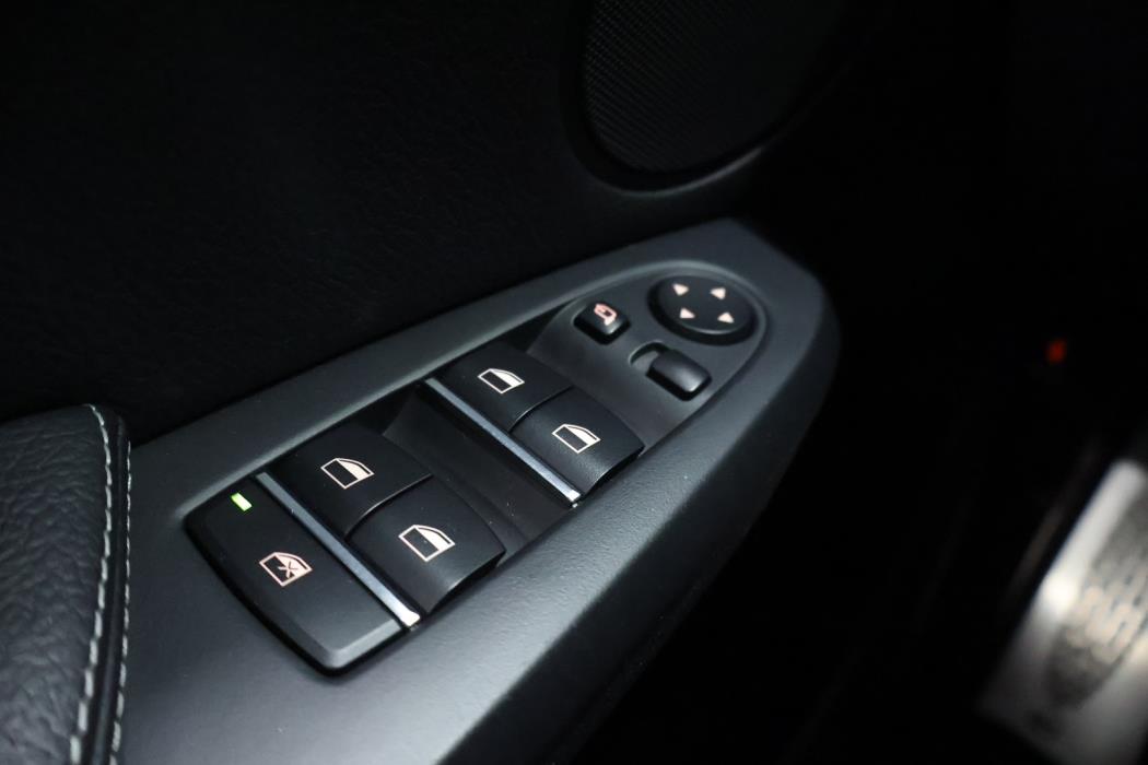 BMW X3 2011