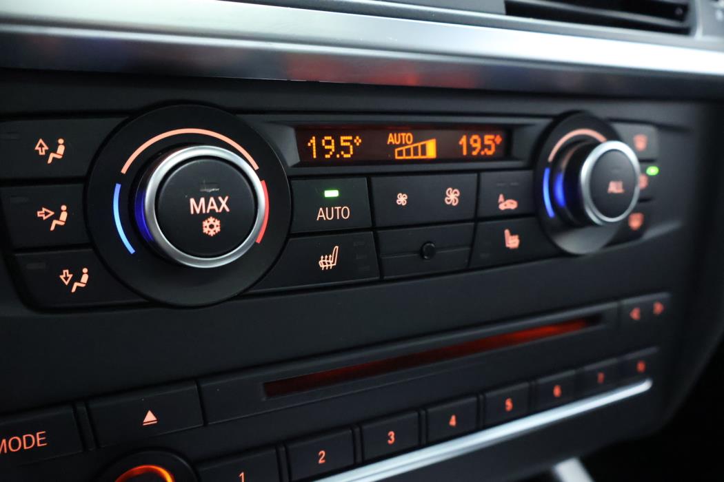 BMW X3 2011