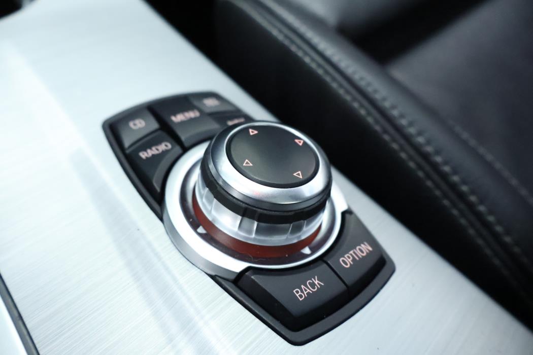 BMW X3 2011