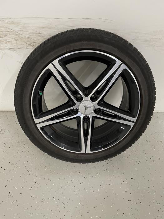 MERCEDES-BENZ CLA 2019