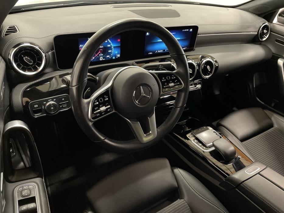 MERCEDES-BENZ CLA 2019