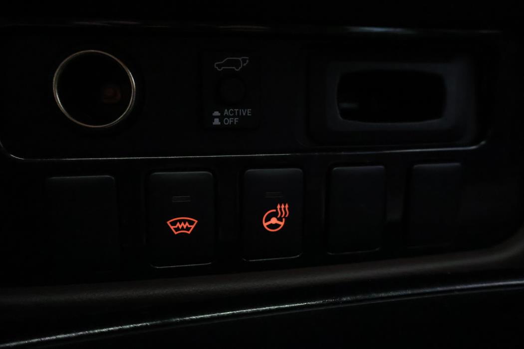 MITSUBISHI Outlander PHEV 2016