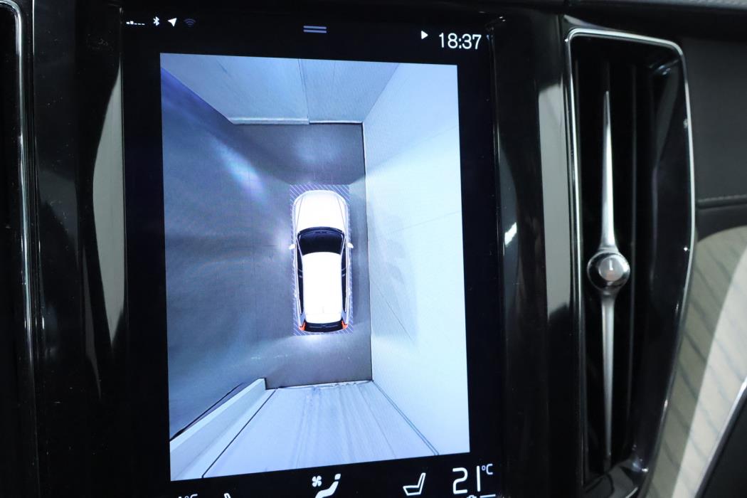 VOLVO XC60 2019