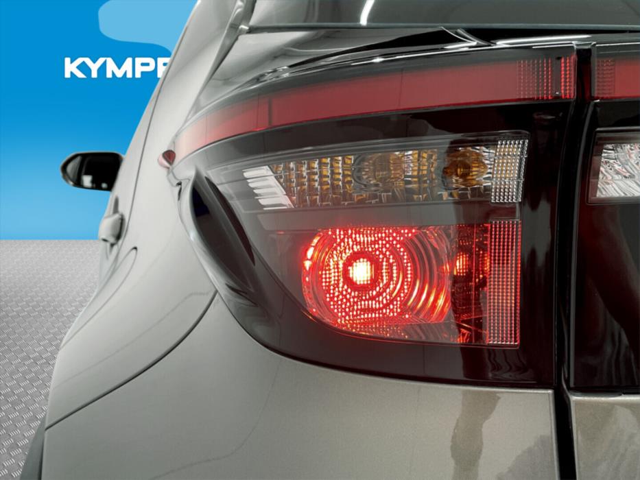 TOYOTA Yaris Cross 2021