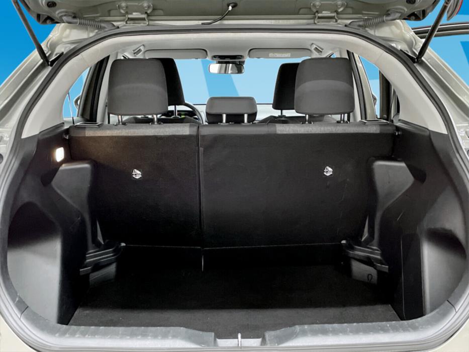 TOYOTA Yaris Cross 2021