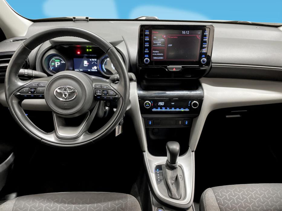 TOYOTA Yaris Cross 2021