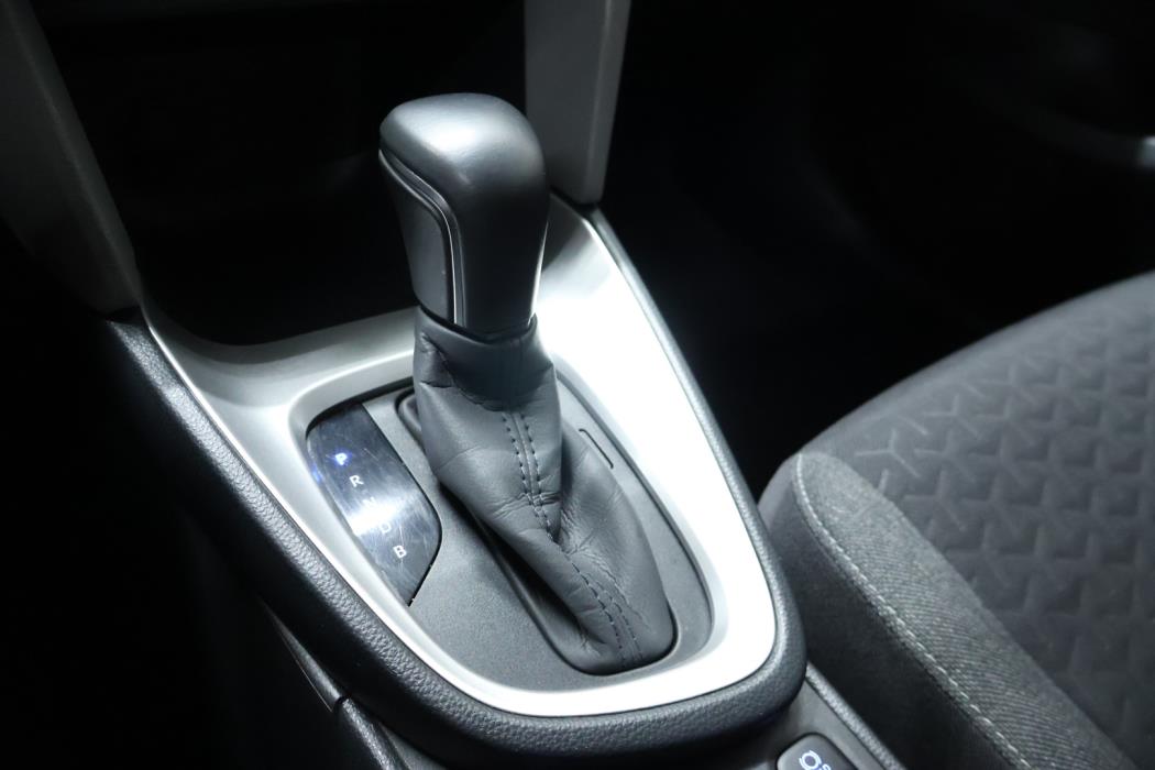 TOYOTA Yaris Cross 2021