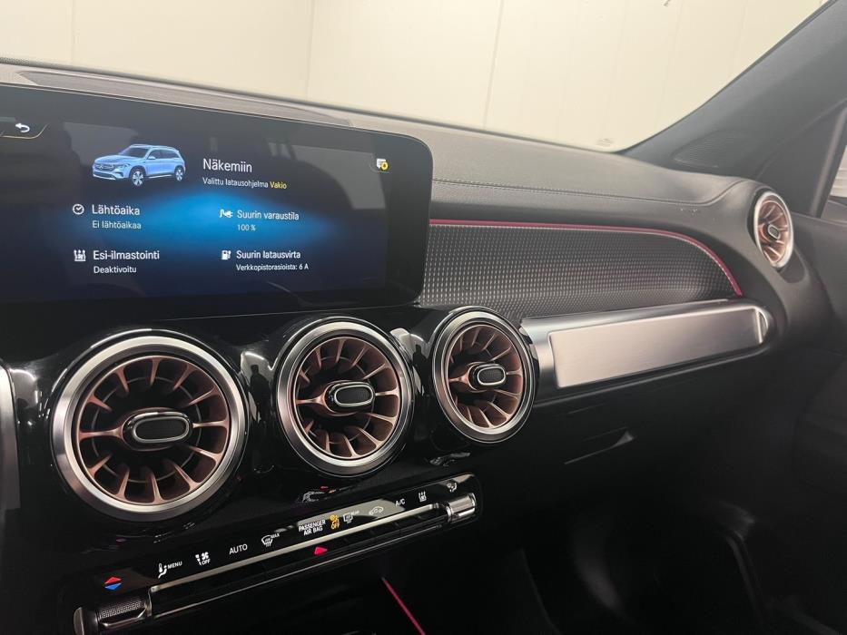 MERCEDES-BENZ EQB 2022