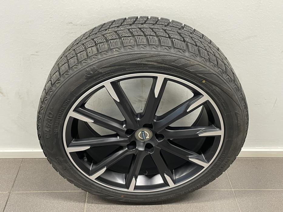 POLESTAR 2 2023