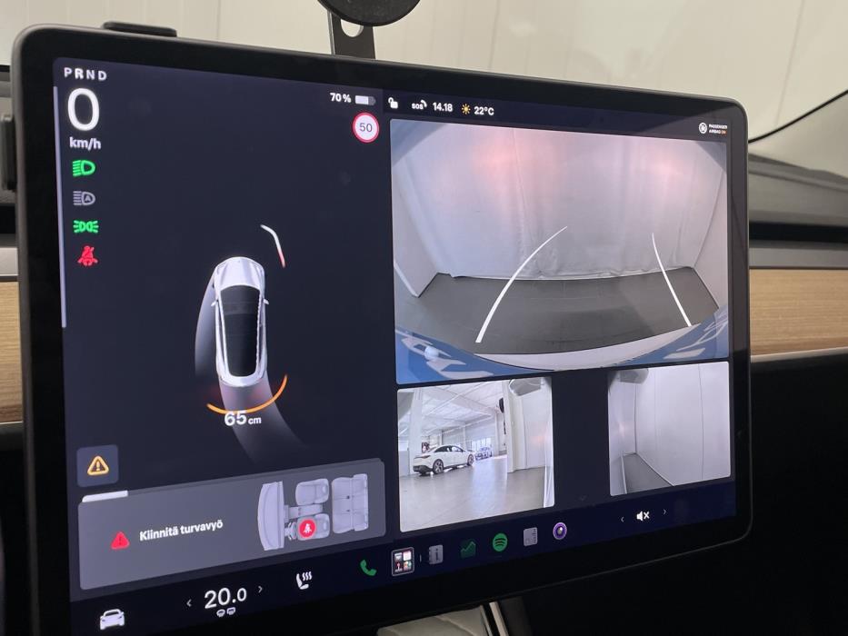 TESLA Model 3 2020
