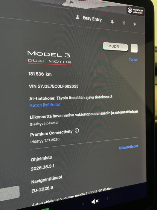 TESLA Model 3 2020