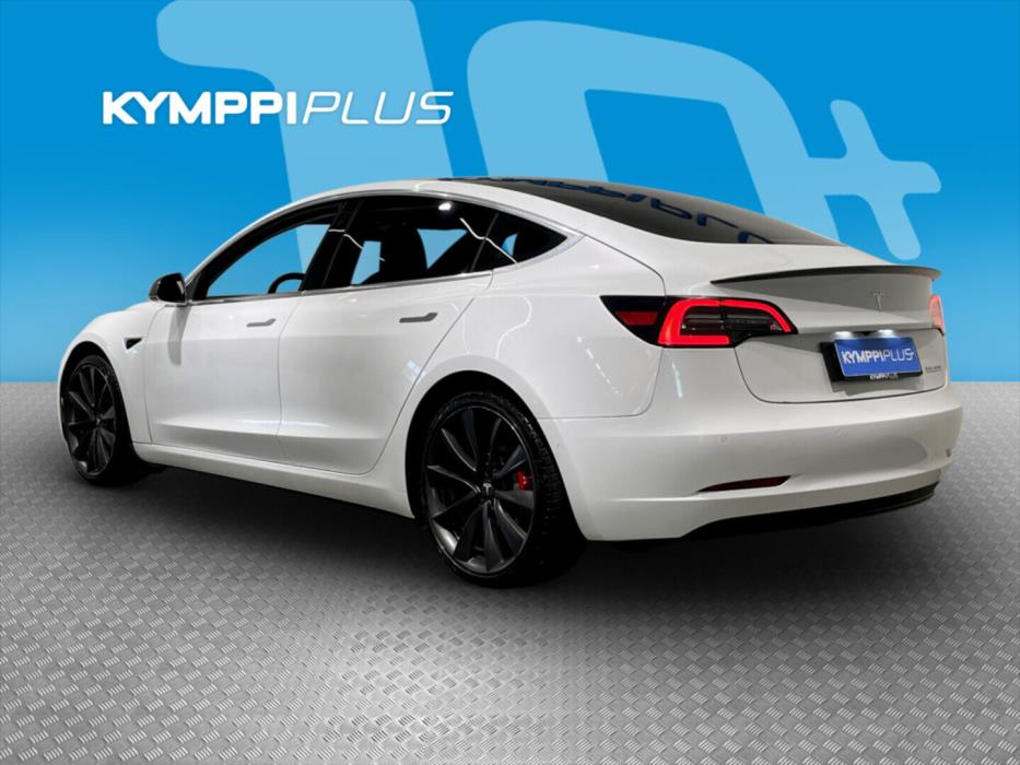 TESLA Model 3 2020