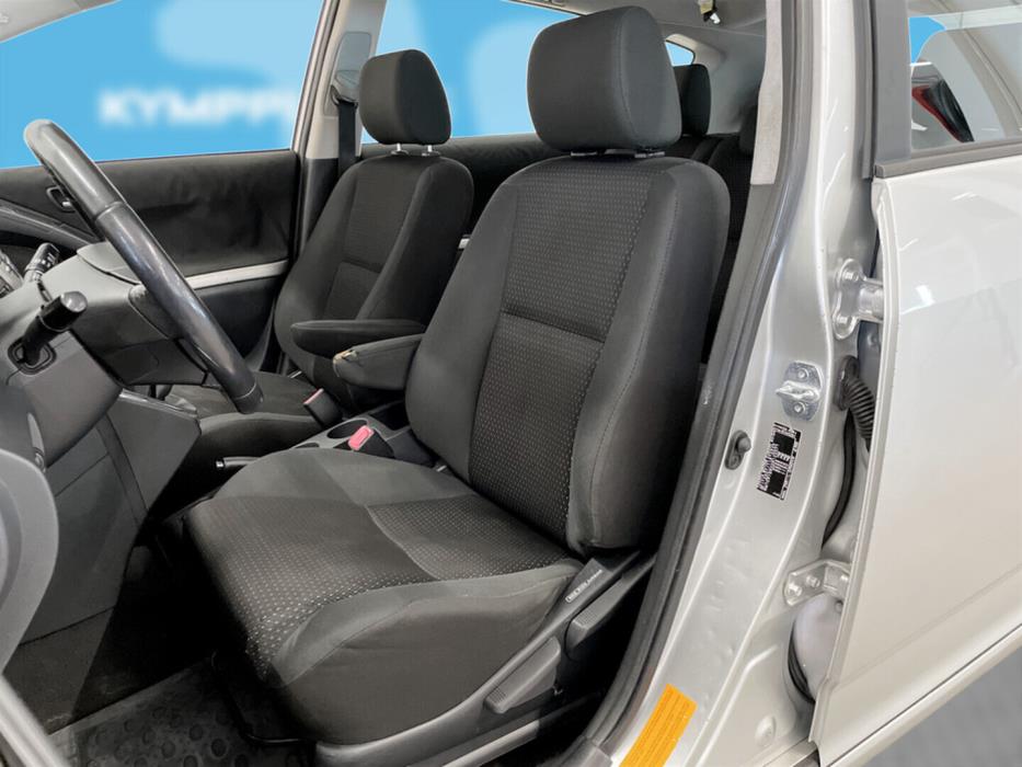 TOYOTA Corolla Verso 2008
