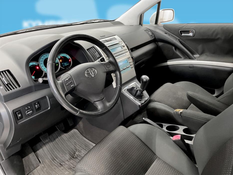 TOYOTA Corolla Verso 2008