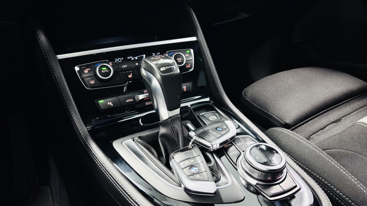 BMW 225 2017