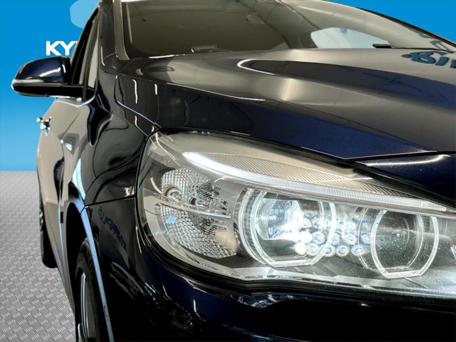 BMW 225 2017