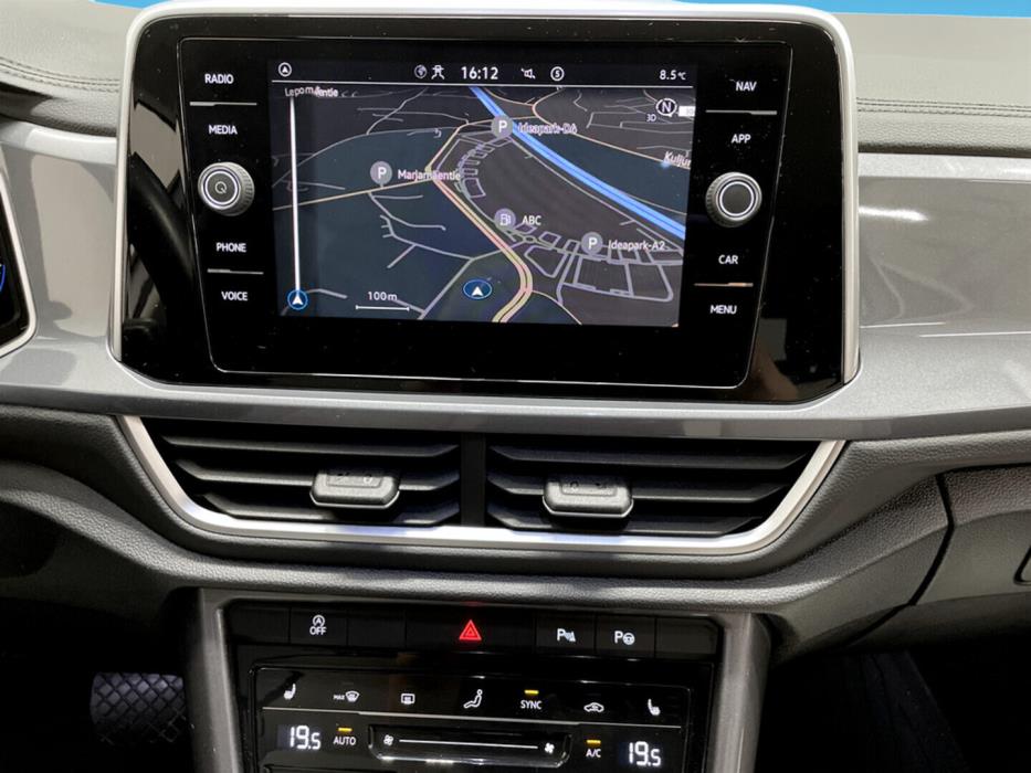 VOLKSWAGEN T-Roc 2022