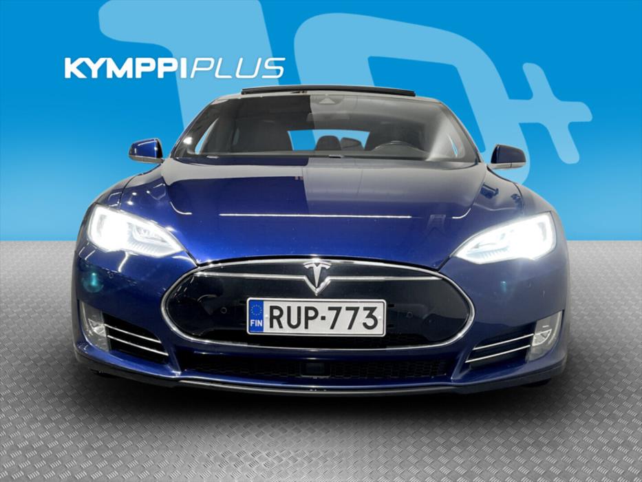 TESLA Model S 2016