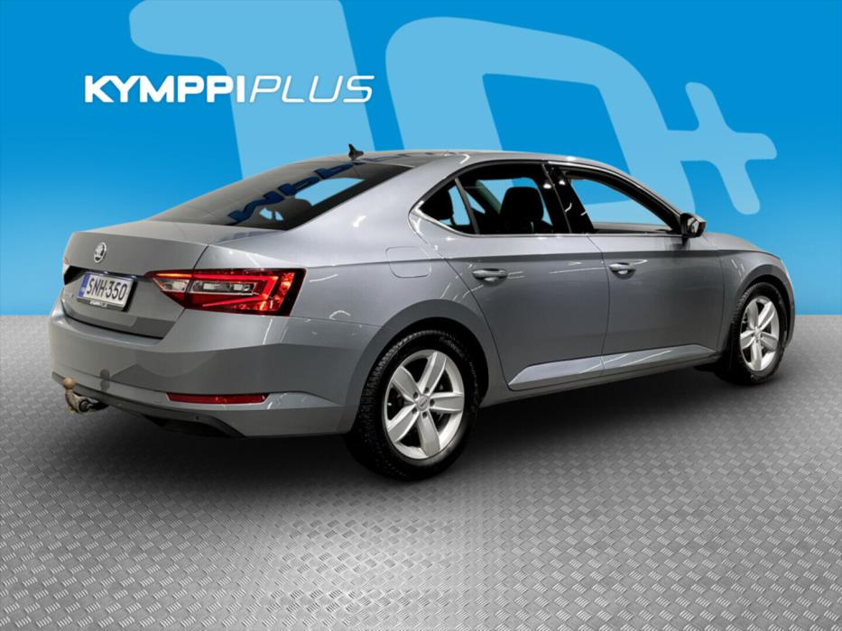 SKODA Superb 2016