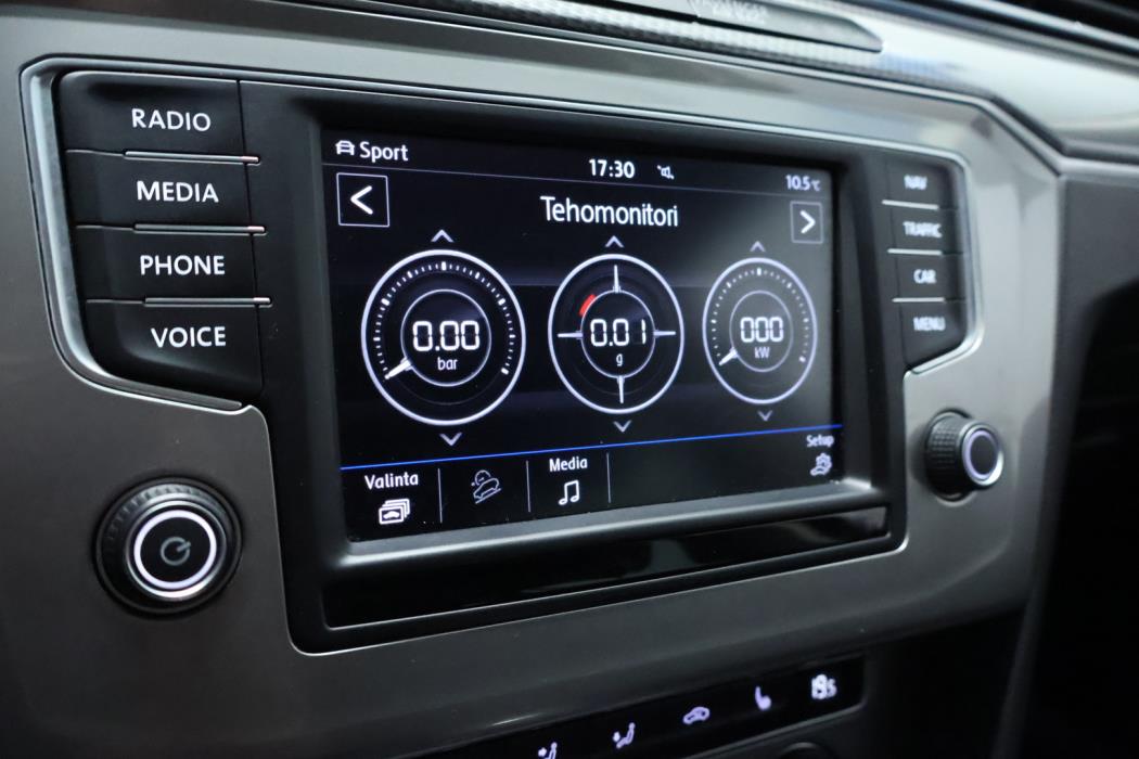 VOLKSWAGEN Passat 2017