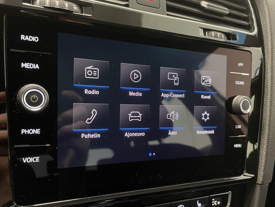 VOLKSWAGEN Golf 2019