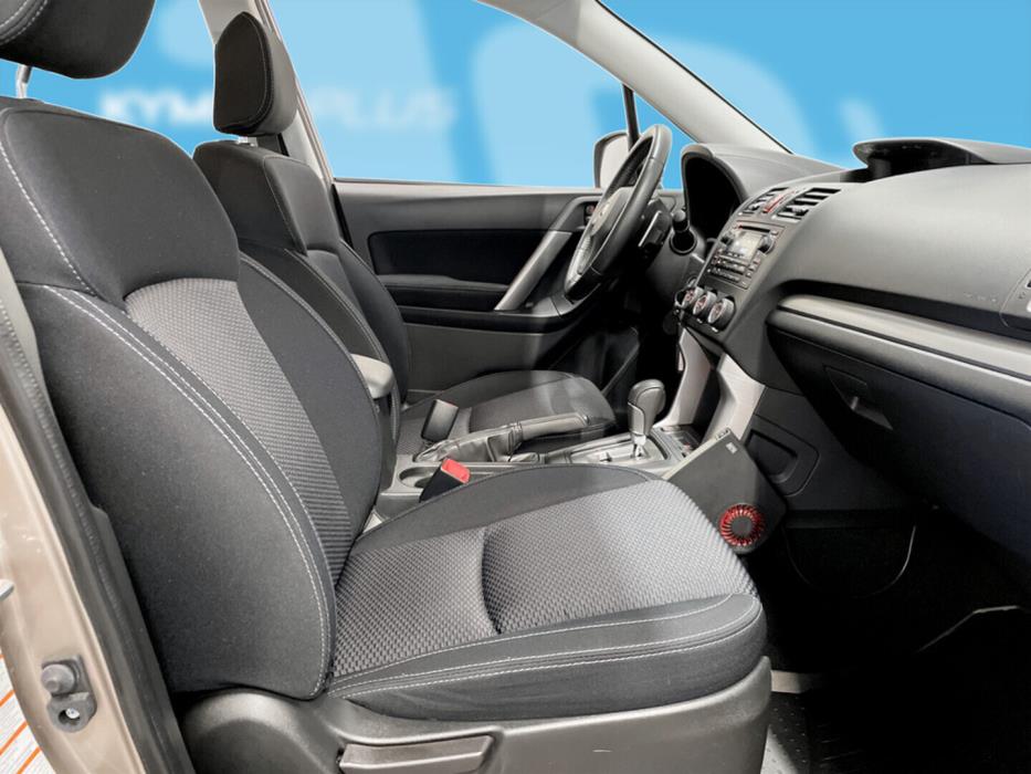 SUBARU Forester 2015