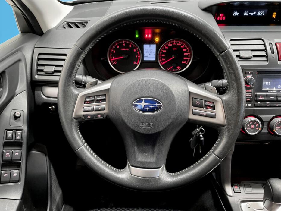 SUBARU Forester 2015