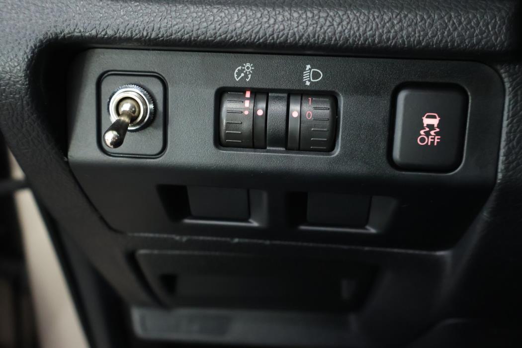 SUBARU Forester 2015