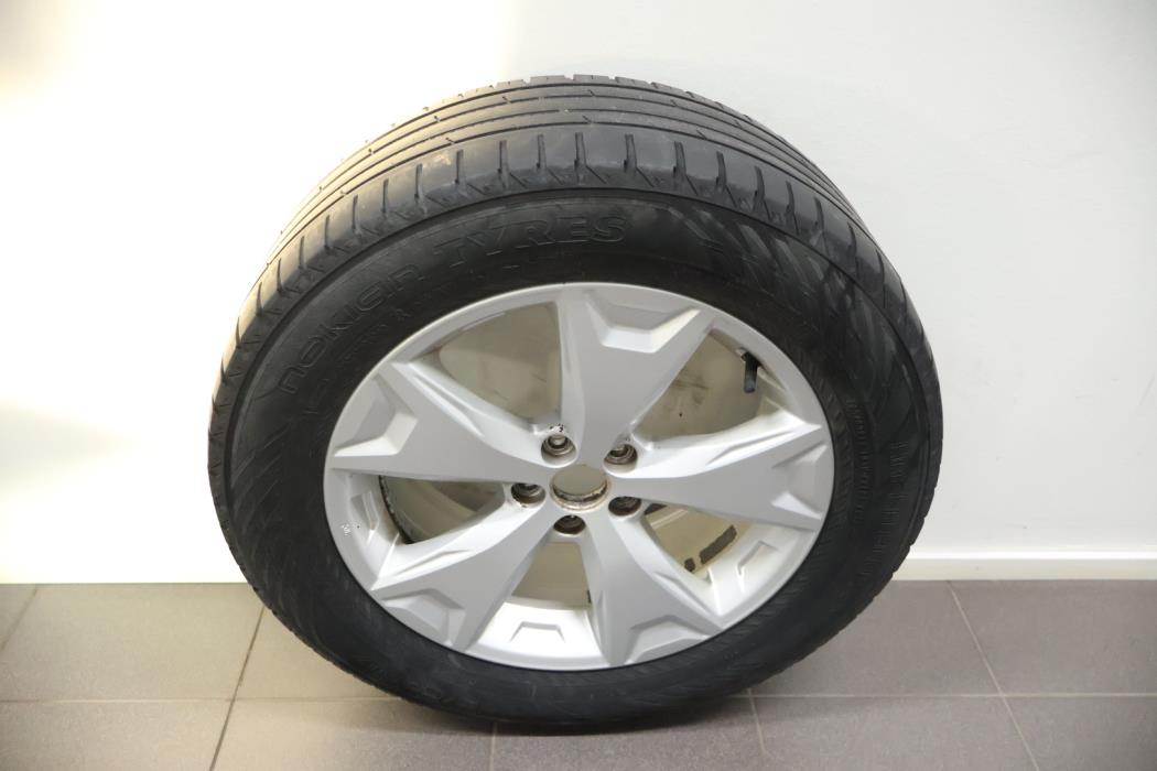 SUBARU Forester 2015