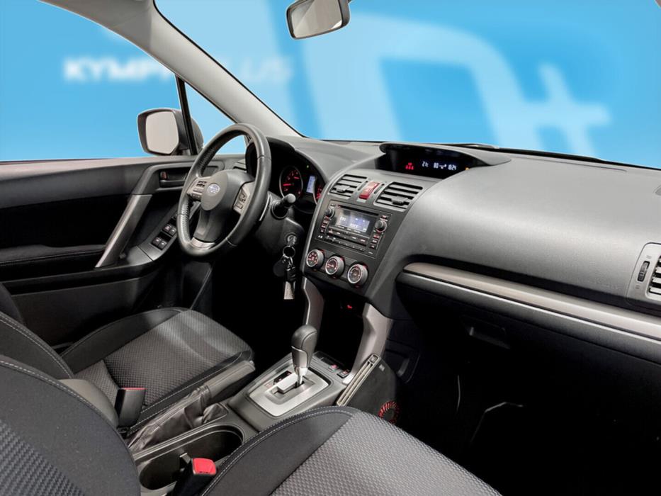 SUBARU Forester 2015