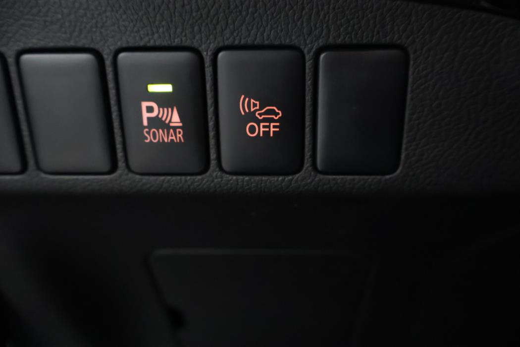 MITSUBISHI Outlander PHEV 2016