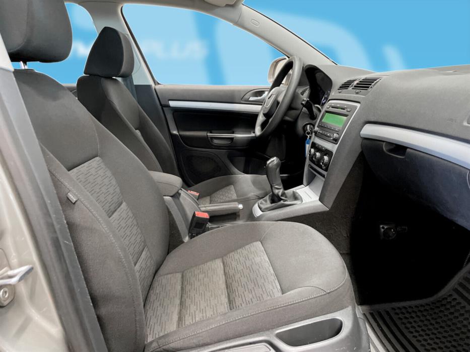 SKODA Octavia 2011