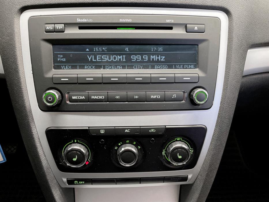 SKODA Octavia 2011