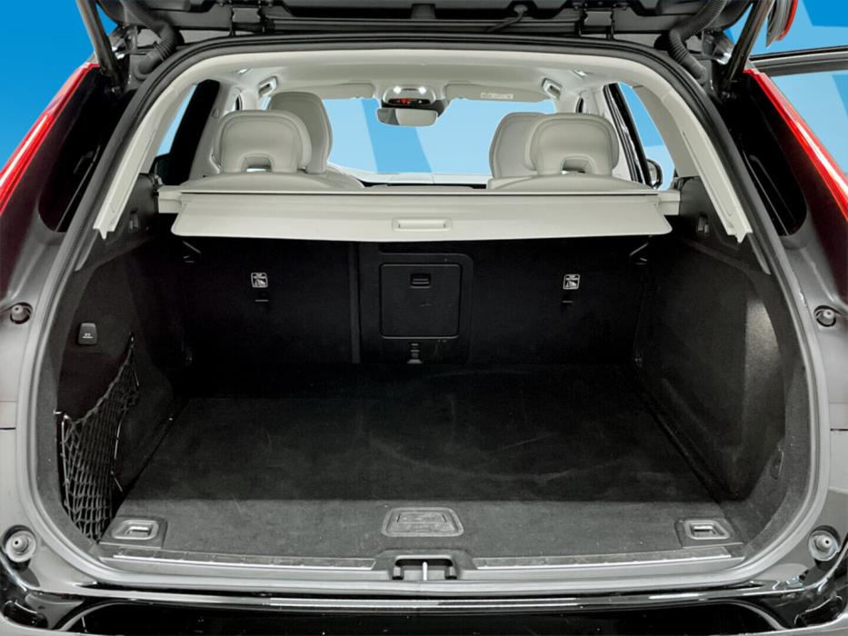 VOLVO XC60 2020