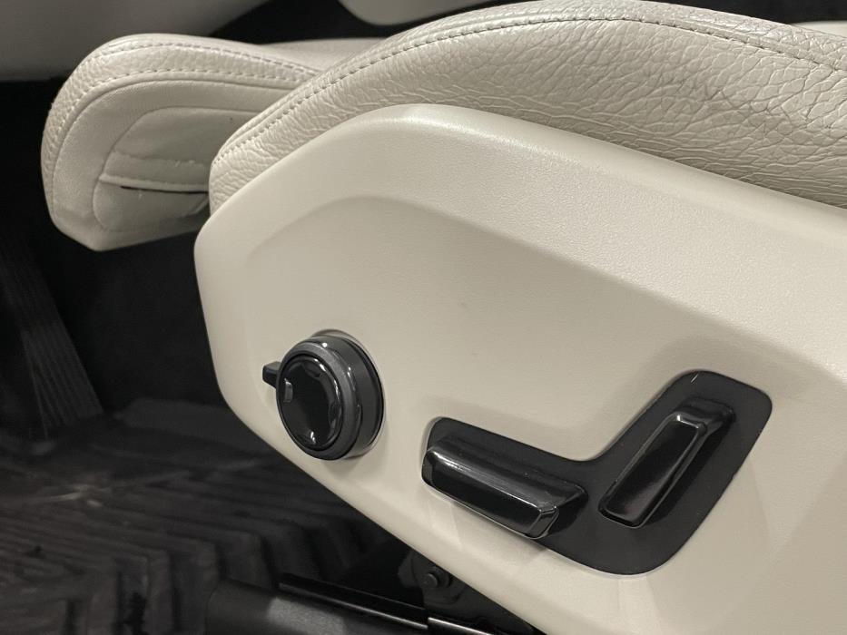 VOLVO XC60 2020