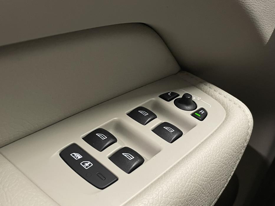 VOLVO XC60 2020