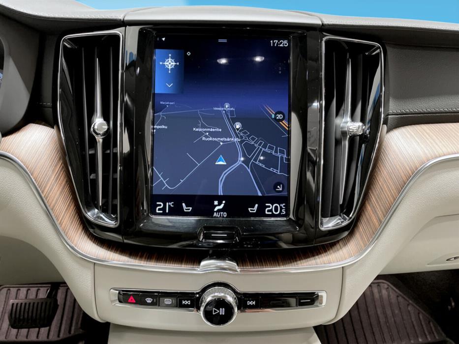 VOLVO XC60 2020