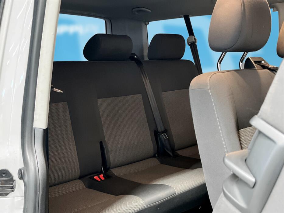 VOLKSWAGEN Caravelle 2014