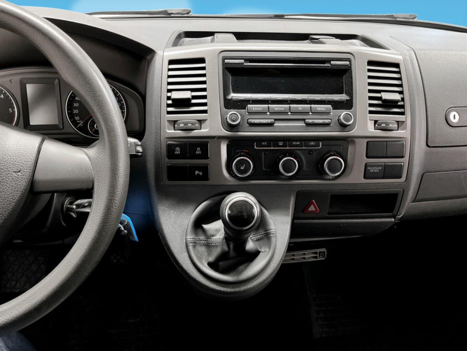 VOLKSWAGEN Caravelle 2014