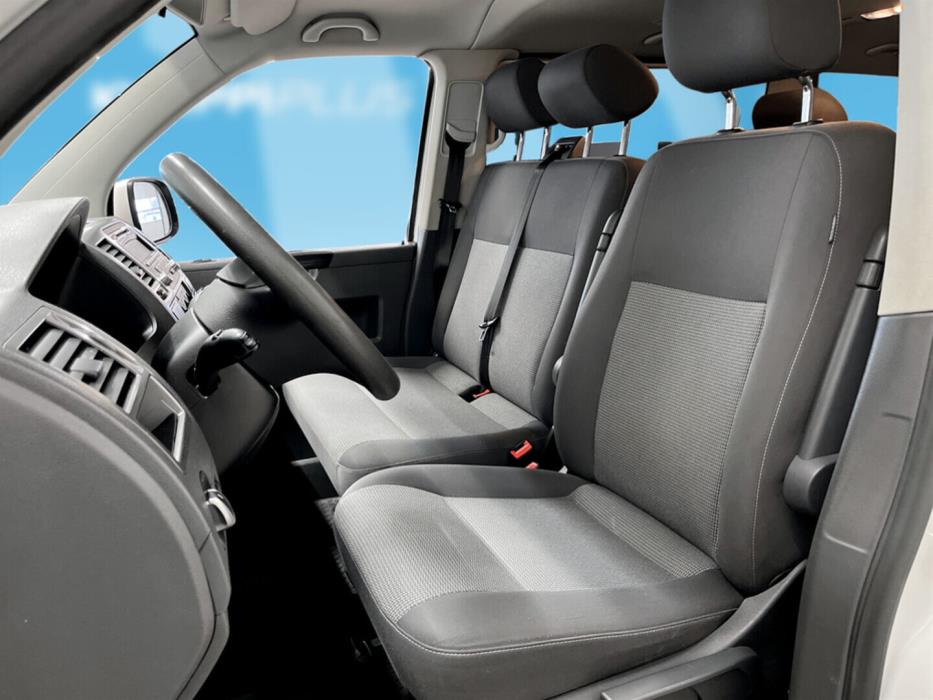 VOLKSWAGEN Caravelle 2014