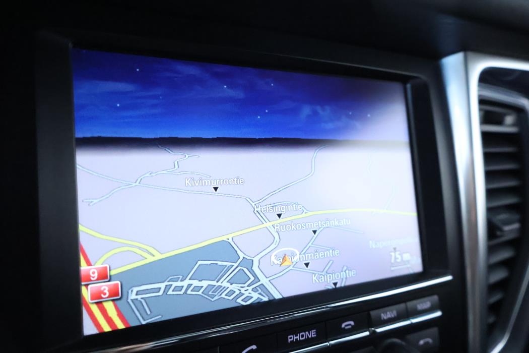 PORSCHE Macan 2015