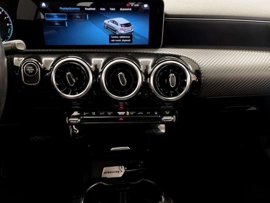 MERCEDES-BENZ A 2020