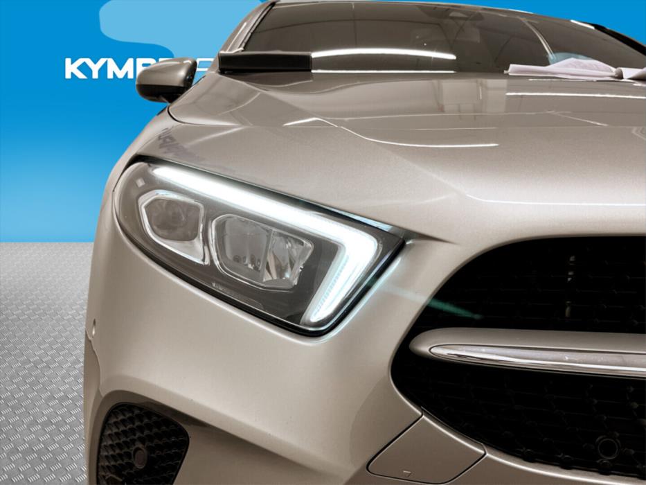 MERCEDES-BENZ A 2020