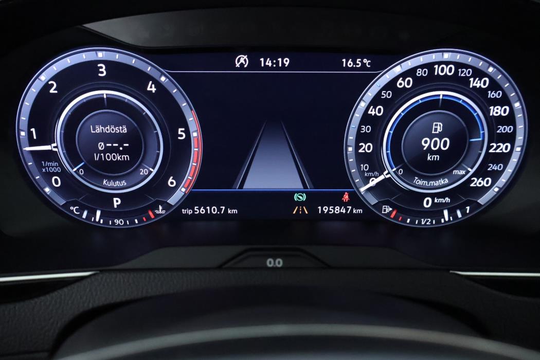 VOLKSWAGEN Passat 2018