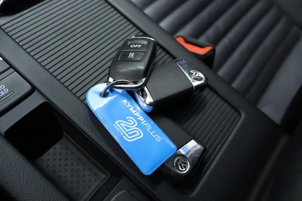 VOLKSWAGEN Passat 2018