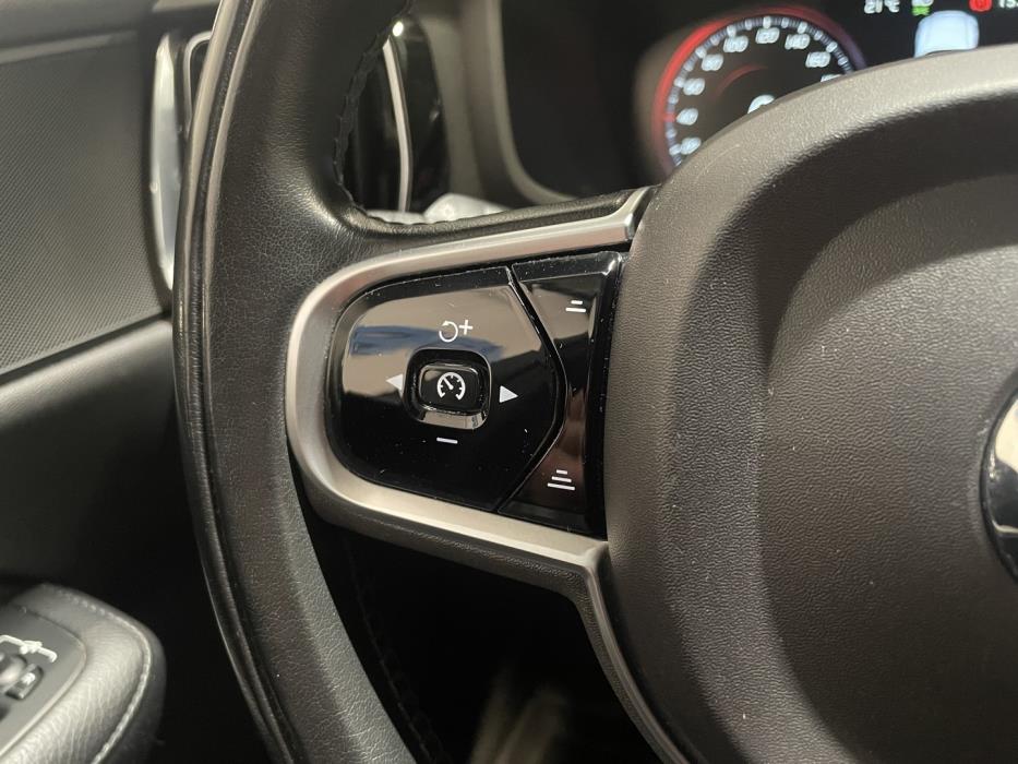 VOLVO V60 2019